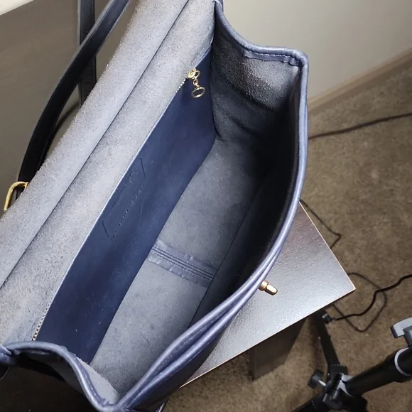 **SOLD**Vintage Coach Navy Willis #9927 - Picture 11 of 13